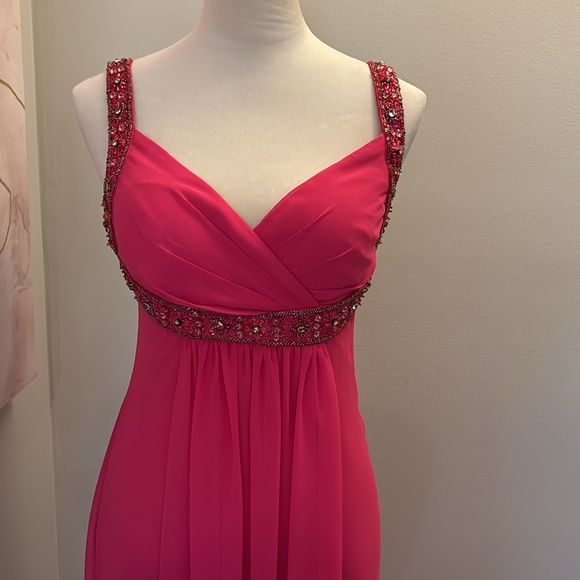 Sue Wong fuchsia full length evening gown with beading - Picture 2 of 13